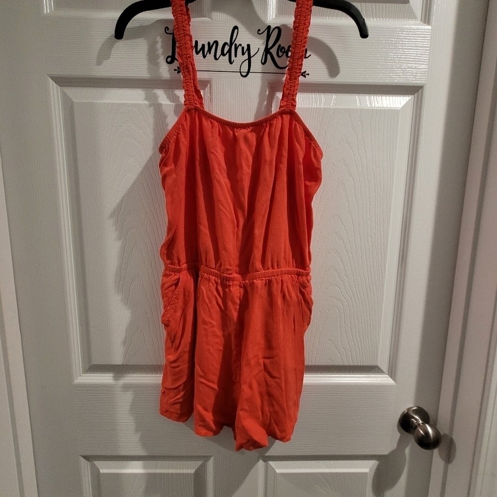 Express 100% Rayon Romper Jumpsuit Shorts Women's Size Medium - Picture 4 of 15